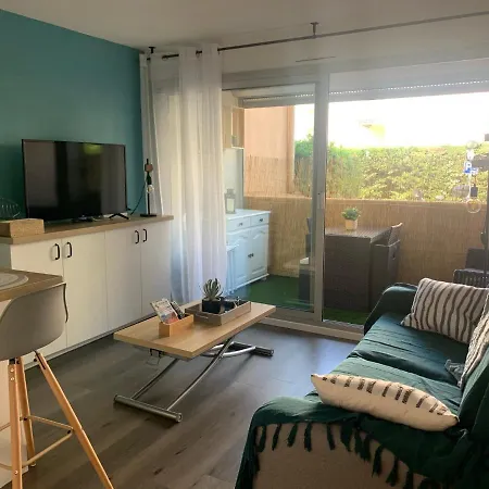 Chaleureux Face Au Port Sta Lucia, A Pieds, Wifi Apartment Saint-Raphael (Var)