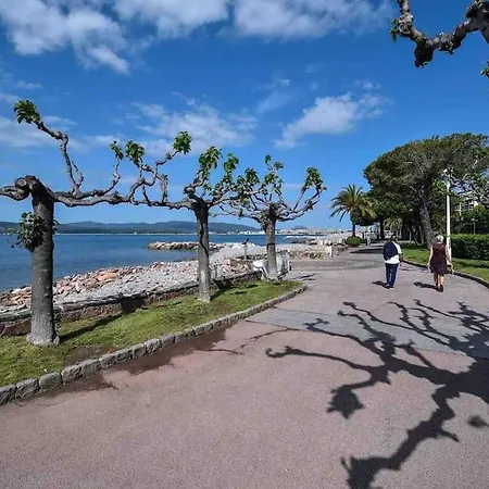 Chaleureux Face Au Port Sta Lucia, A Pieds, Wifi