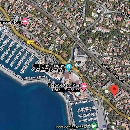Apartment Chaleureux Face Au Port Sta Lucia, A Pieds, Wifi